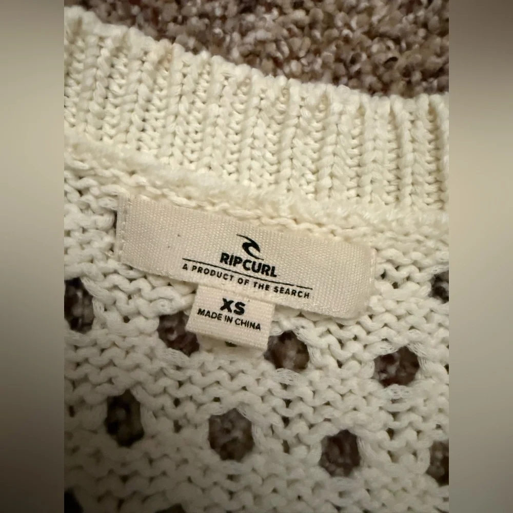 Rip Curl Sweater NEW! - Picture 4 of 6
